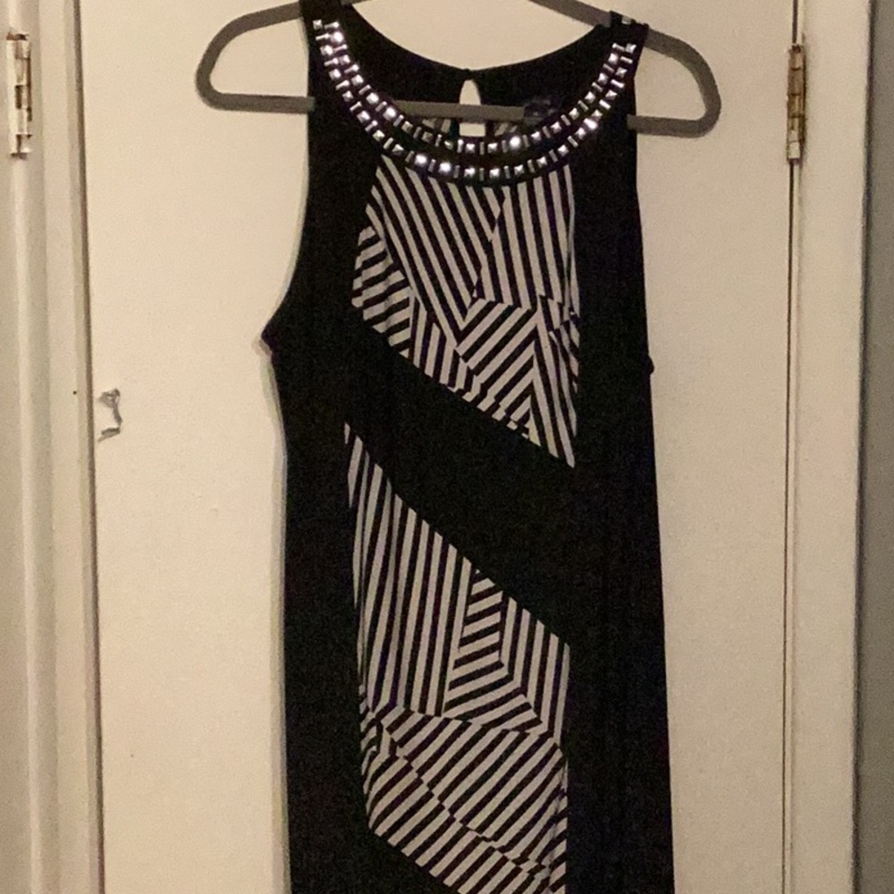 Style & Co. Black and White Geometric Maxi Dress - Picture 11 of 11
